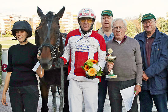 Heiner Christiansen und Larsson Foto Marius Schwarz